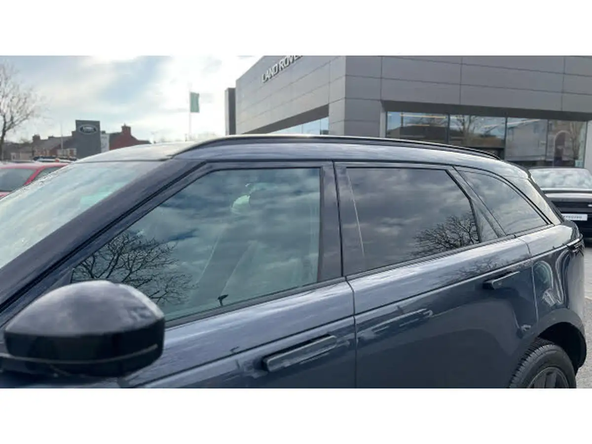 2023-land-rover-range-rover-velar-20-d200-dynamic-se-big-21