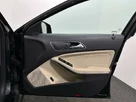 2017-mercedes-benz-gla-class-21d-gla-200d-se-executivess-7g-dct-small-31