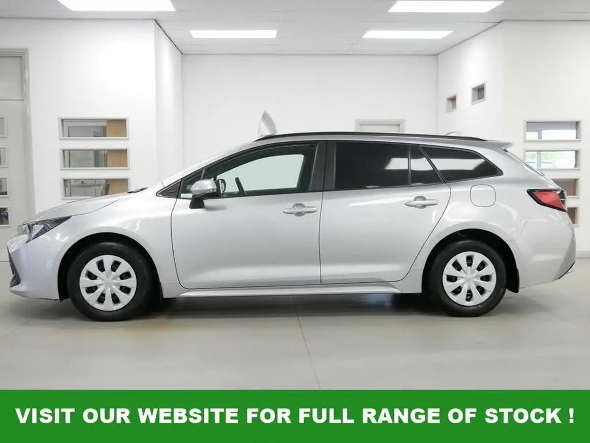 2022-toyota-corolla-18-vvt-i-corolla-commercial-140hpeu6d-big-17