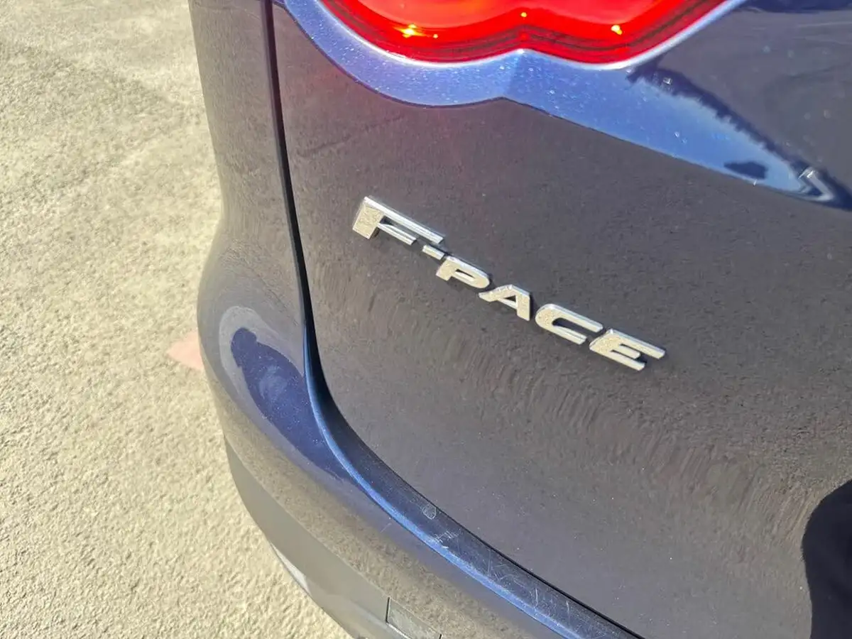 2018-jaguar-f-pace-20-i4d-r-sport-180ps-awd-auto-big-22