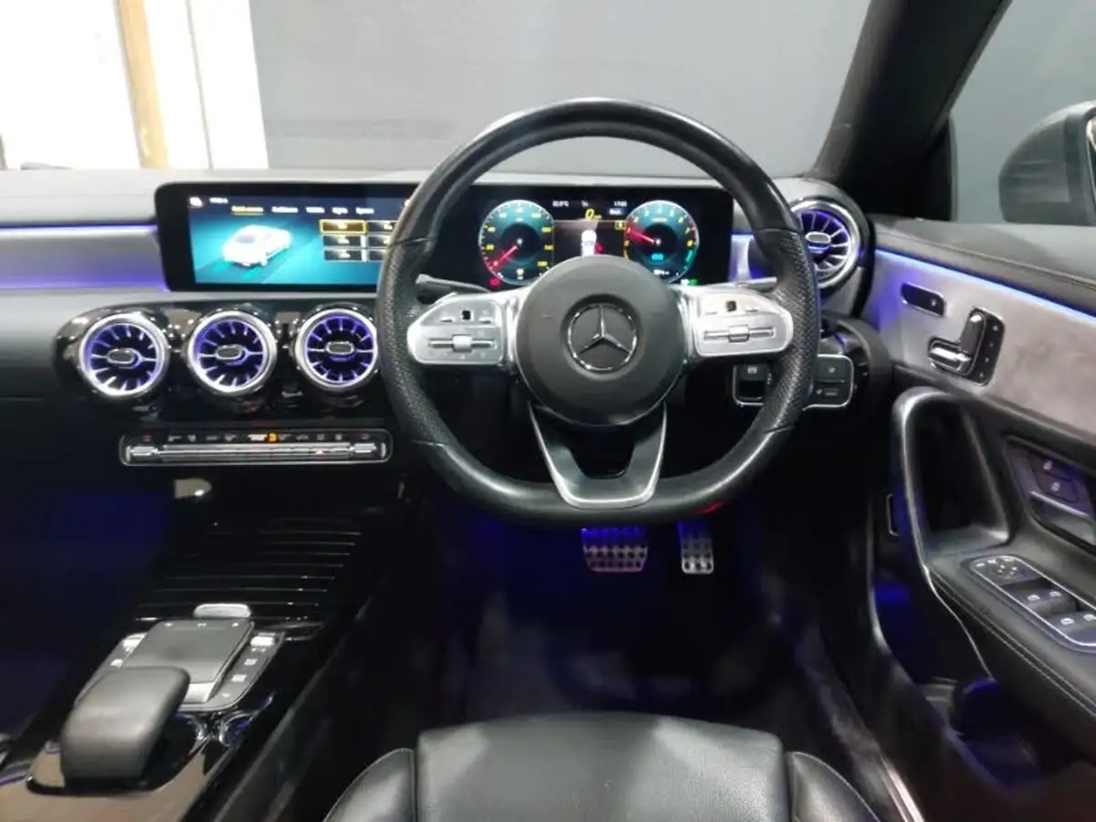 2022-mercedes-benz-cla-big-6