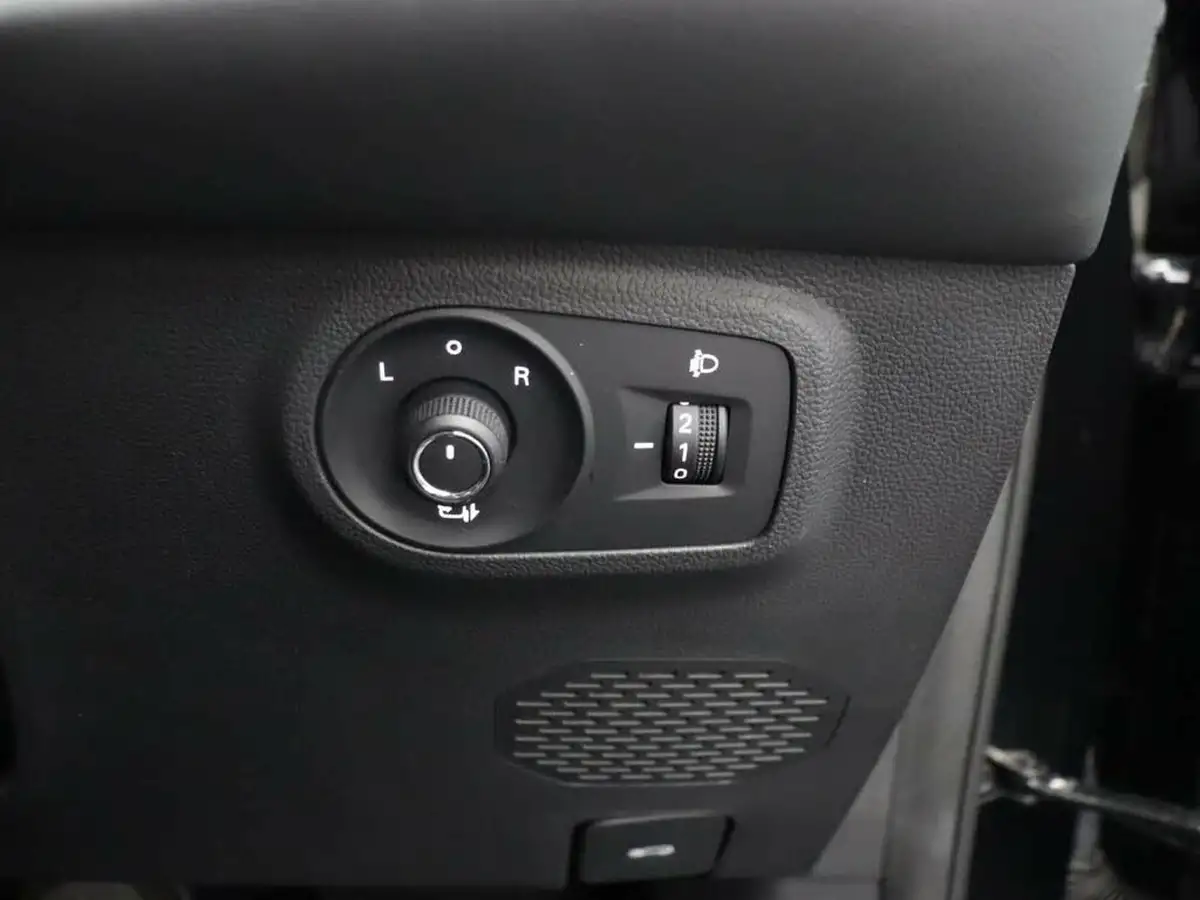 2024-mg-zs-suv-e-trophy-connect-ev-176ps-big-19