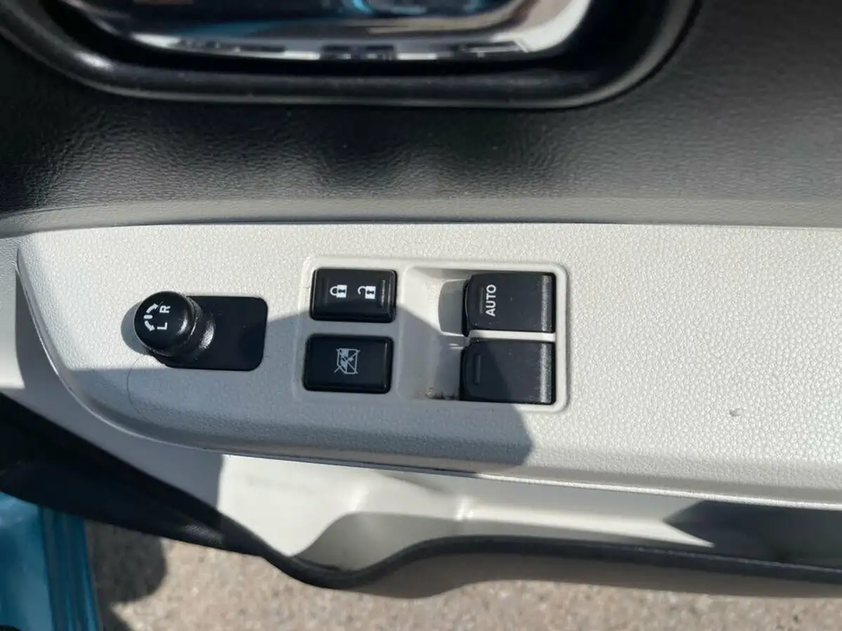 2017-suzuki-ignis-12-dualjet-sz3-big-24