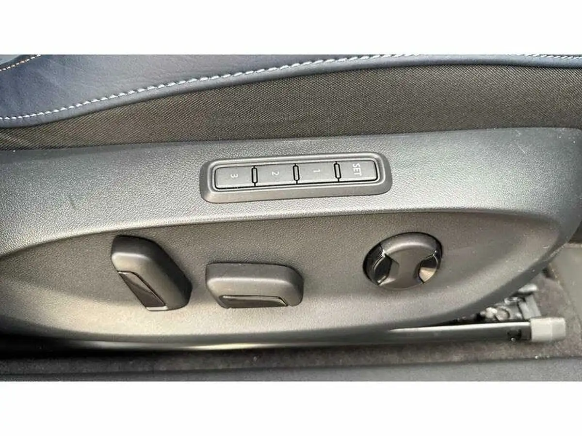 2024-cupra-tavascan-e-v2-big-16