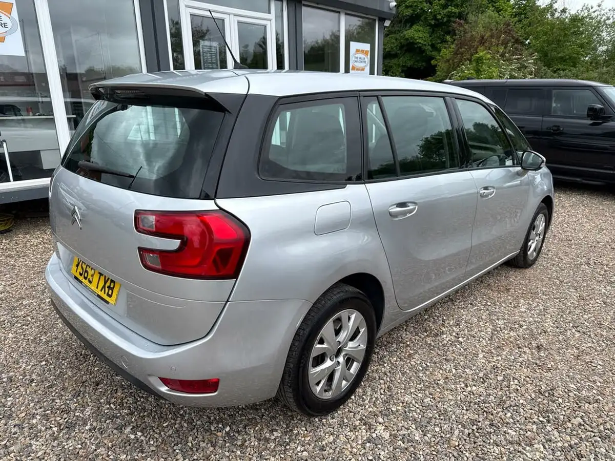 2014-citroen-grand-c4-picasso-16e-hdi-vtr-115ps-etg6-big-2