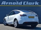 2022-tesla-model-y-e-long-range-small-1