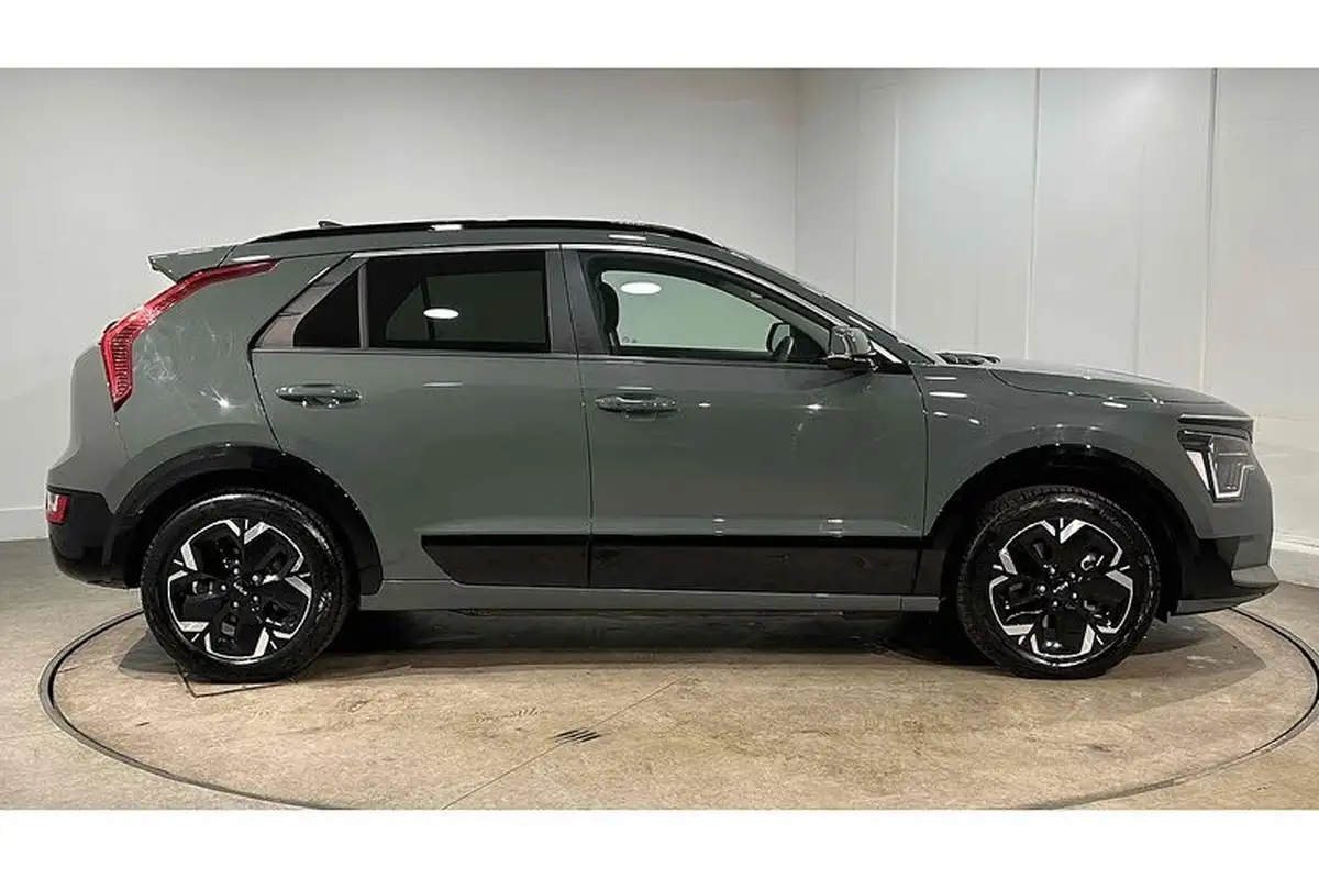 2022-kia-e-niro-ev-3-big-4