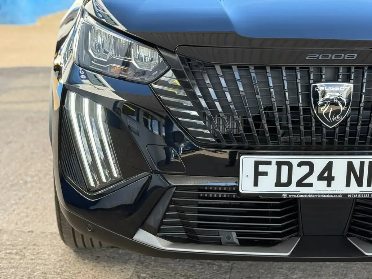 2024-peugeot-2008-suv-12-puretech-allure-100ps-big-15