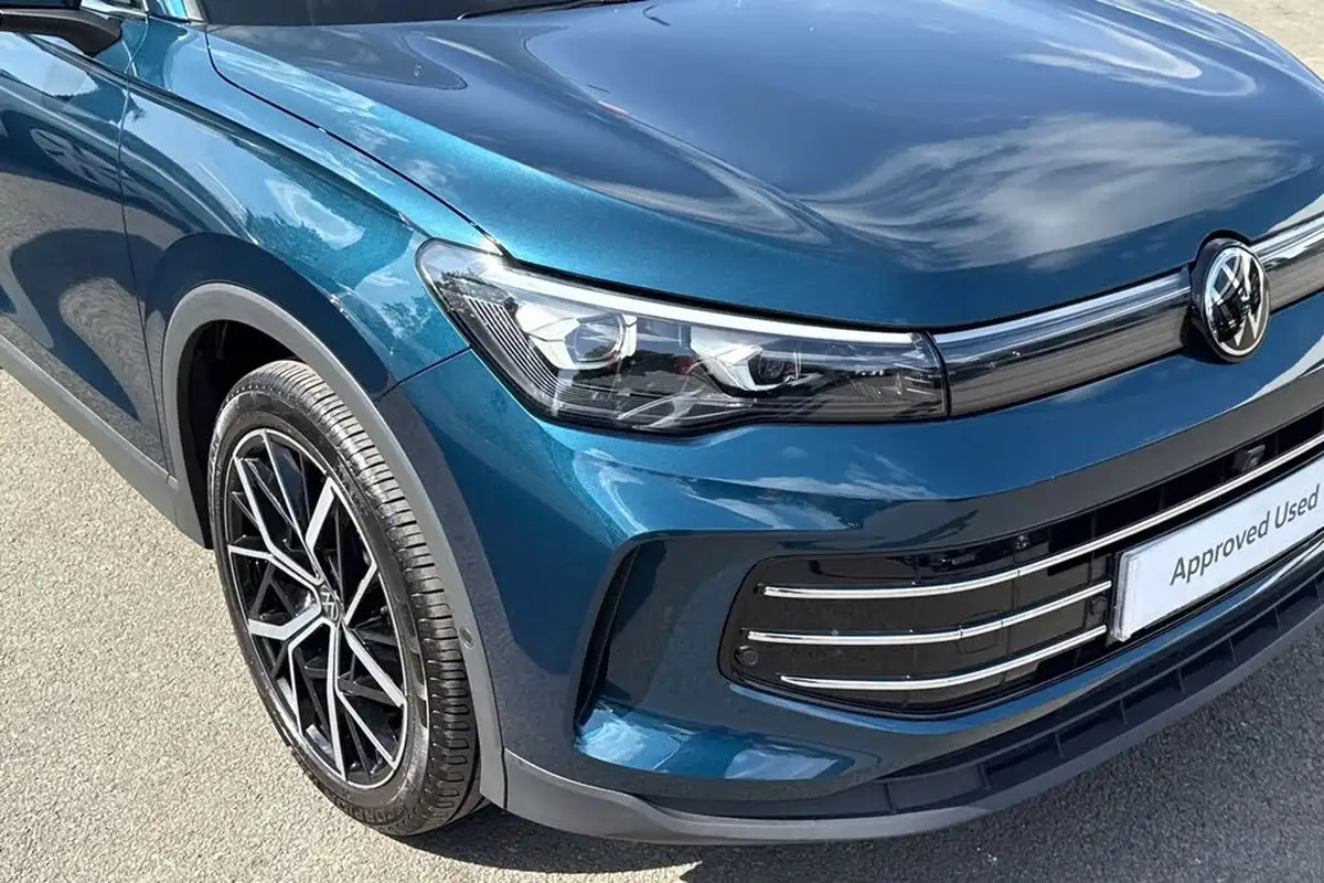 2024-volkswagen-tiguan-15-etsi-elegance-big-16