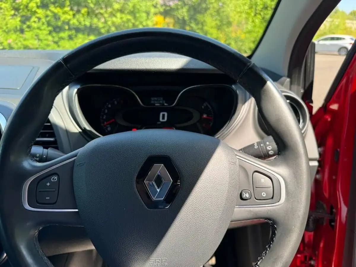 2018-renault-captur-09-tce-dynamique-s-nav-big-21