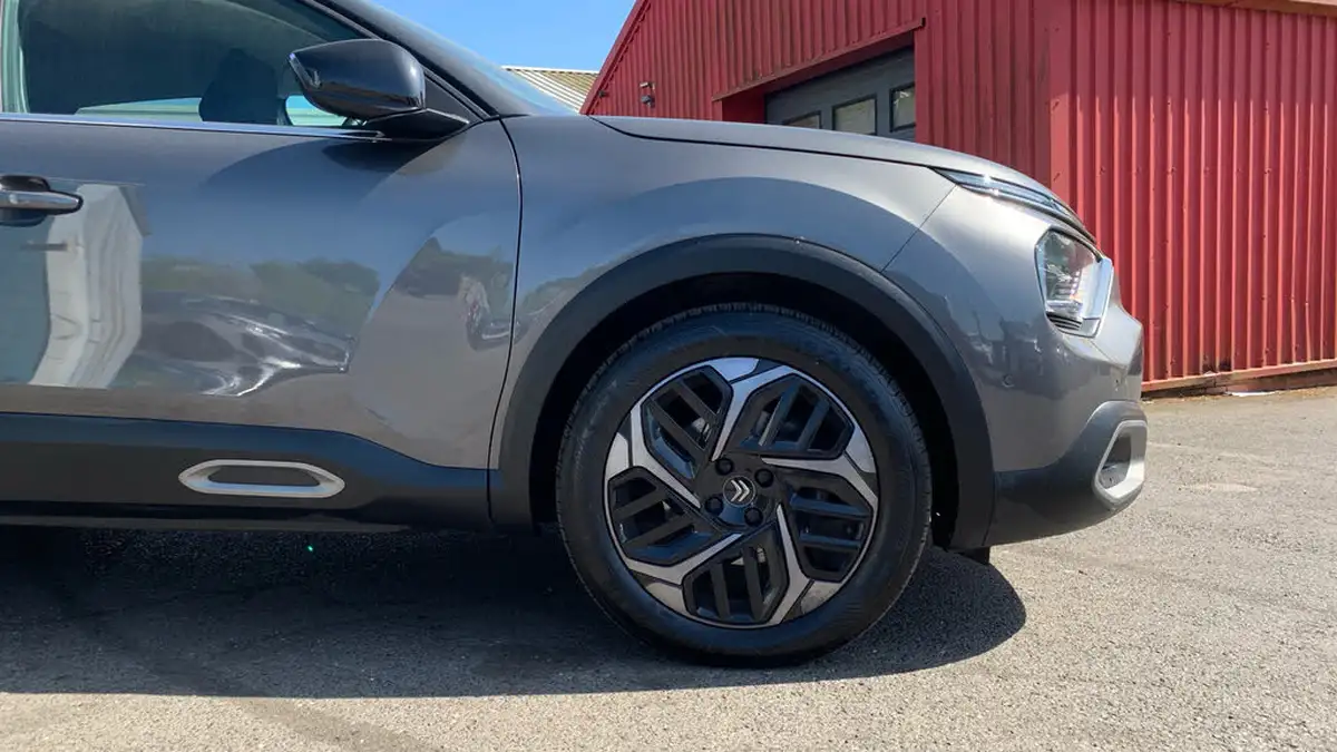 2021-citroen-c4-12-puretech-shine-plus-155ps-big-16