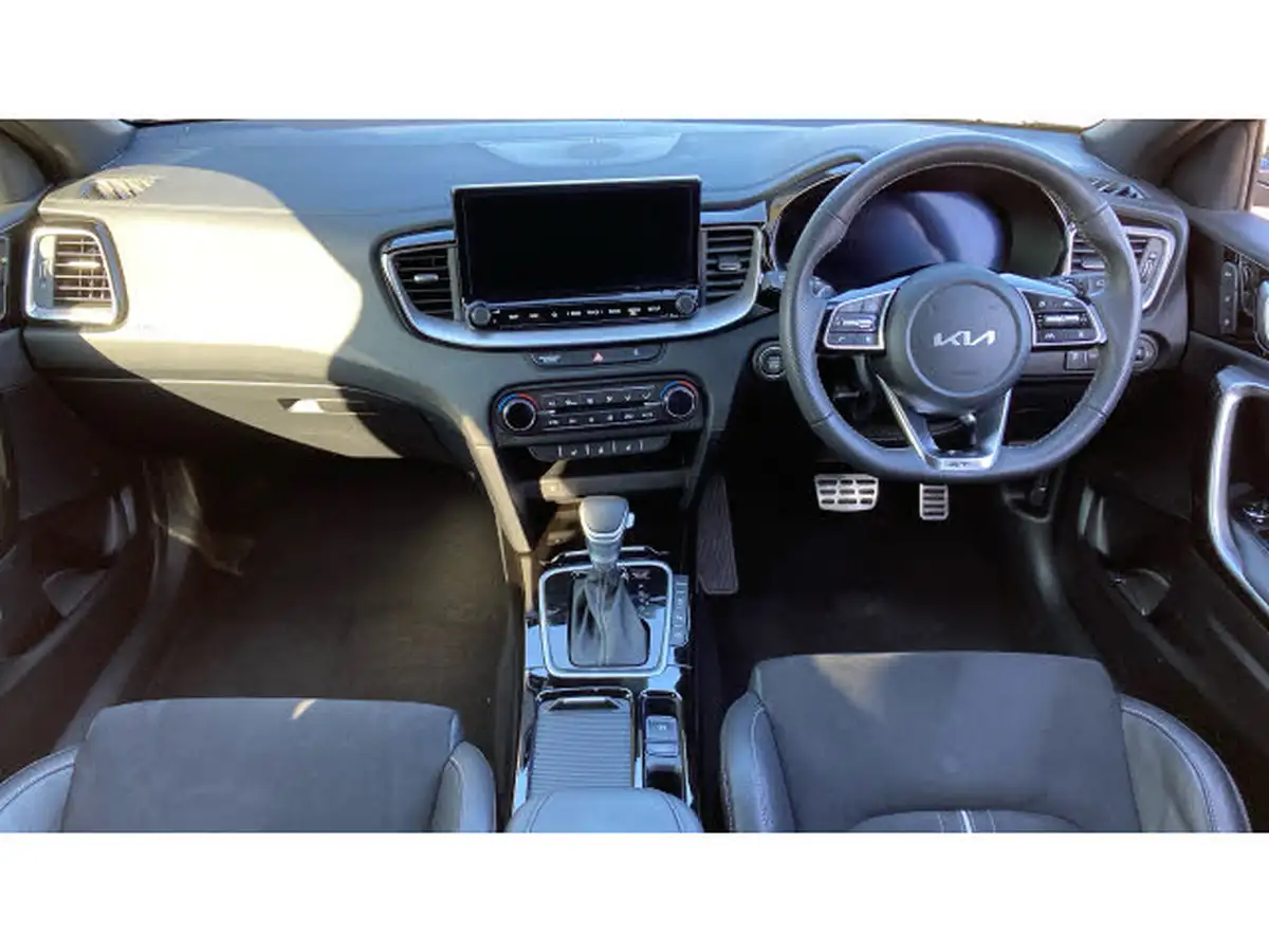 2024-kia-ceed-15-t-gdi-gt-line-s-138bhp-big-9