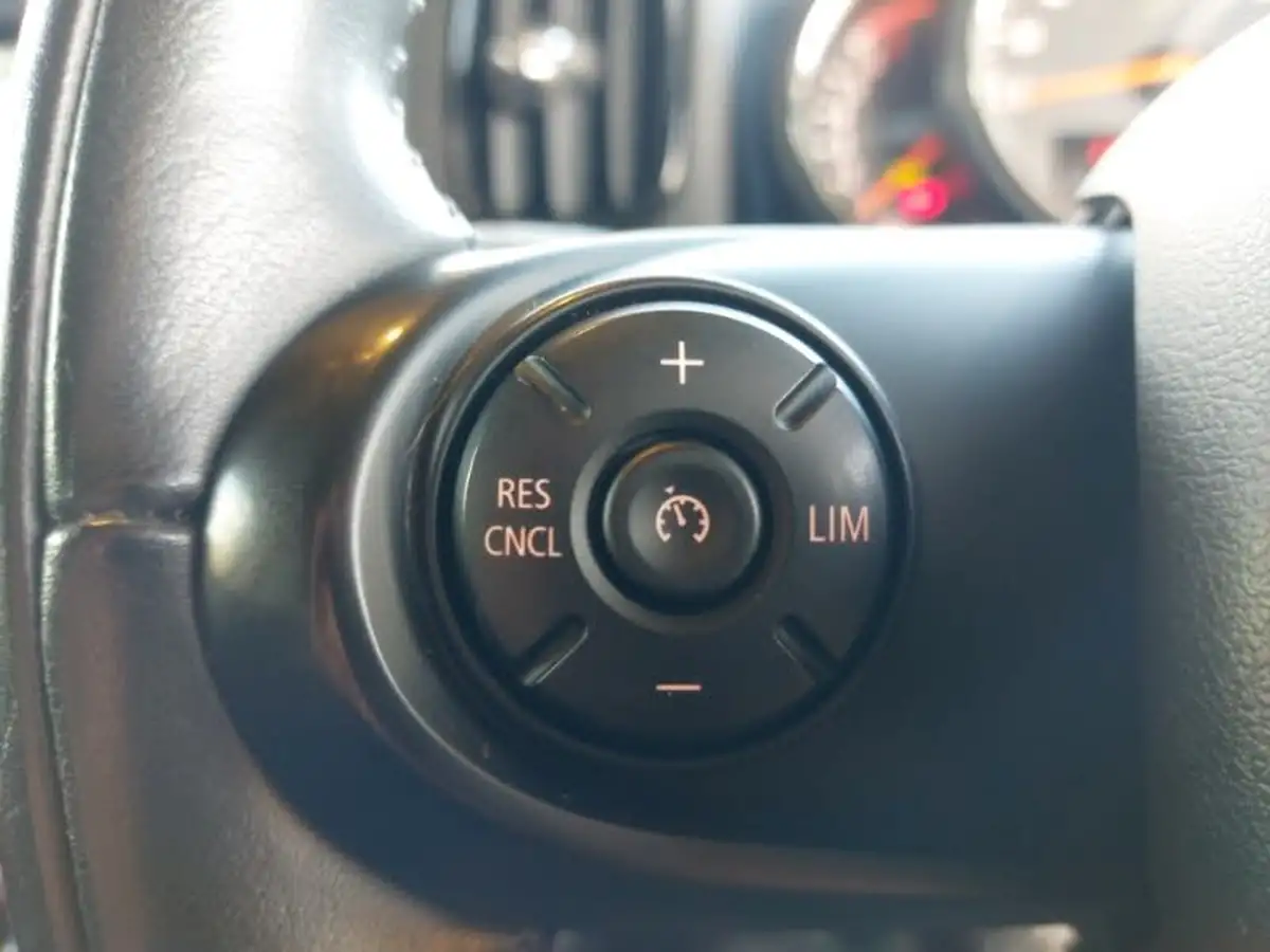 2019-mini-countryman-20-cooper-s-classic-auto-big-16