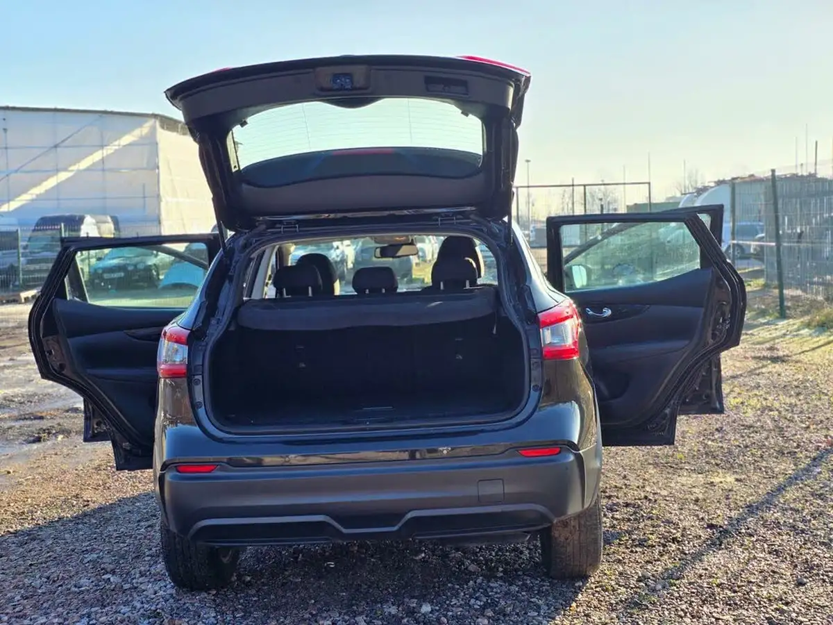2018-nissan-qashqai-15dci-acenta-premium-heat-pack-big-44