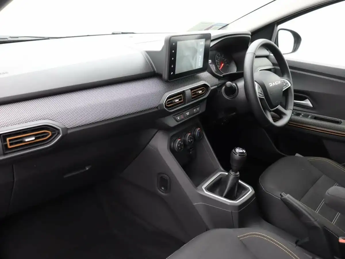 2023-dacia-sandero-stepway-10-tce-expression-90bhp-big-11