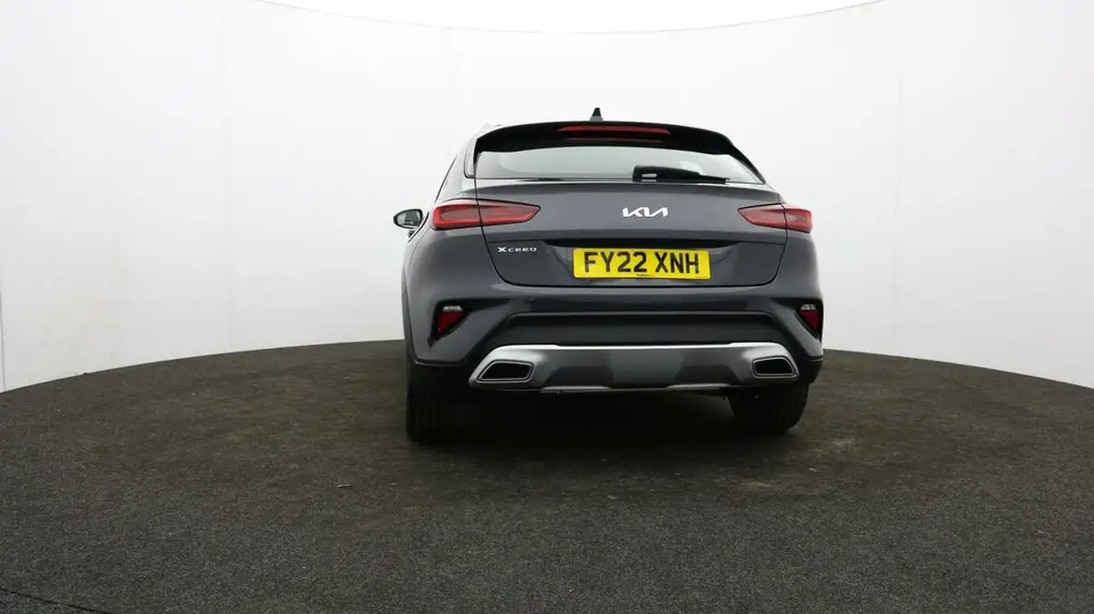 2022-kia-xceed-10-t-gdi-2-big-34