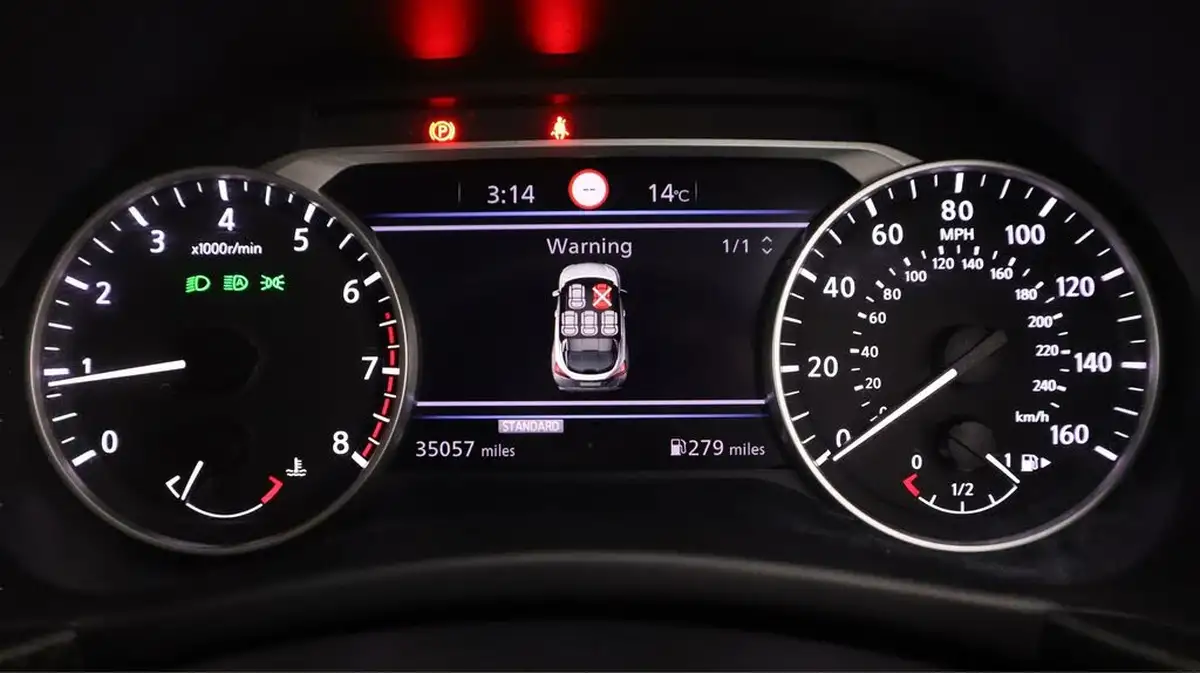 2023-nissan-juke-10-dig-t-n-connecta-big-10