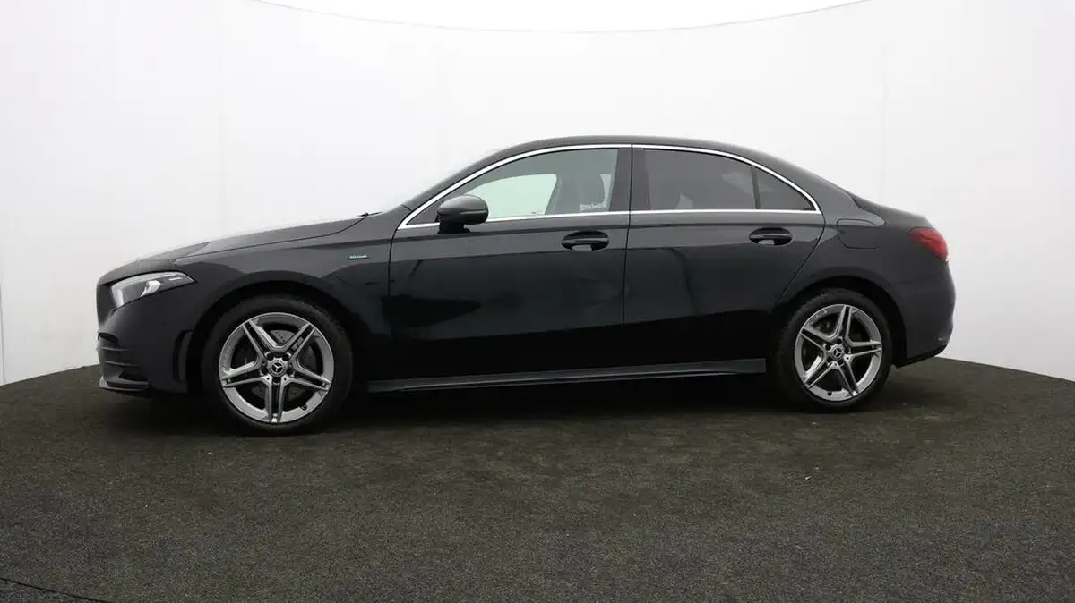 2021-mercedes-benz-a-class-13-a250e-amg-line-executive-saloon-4d-big-58