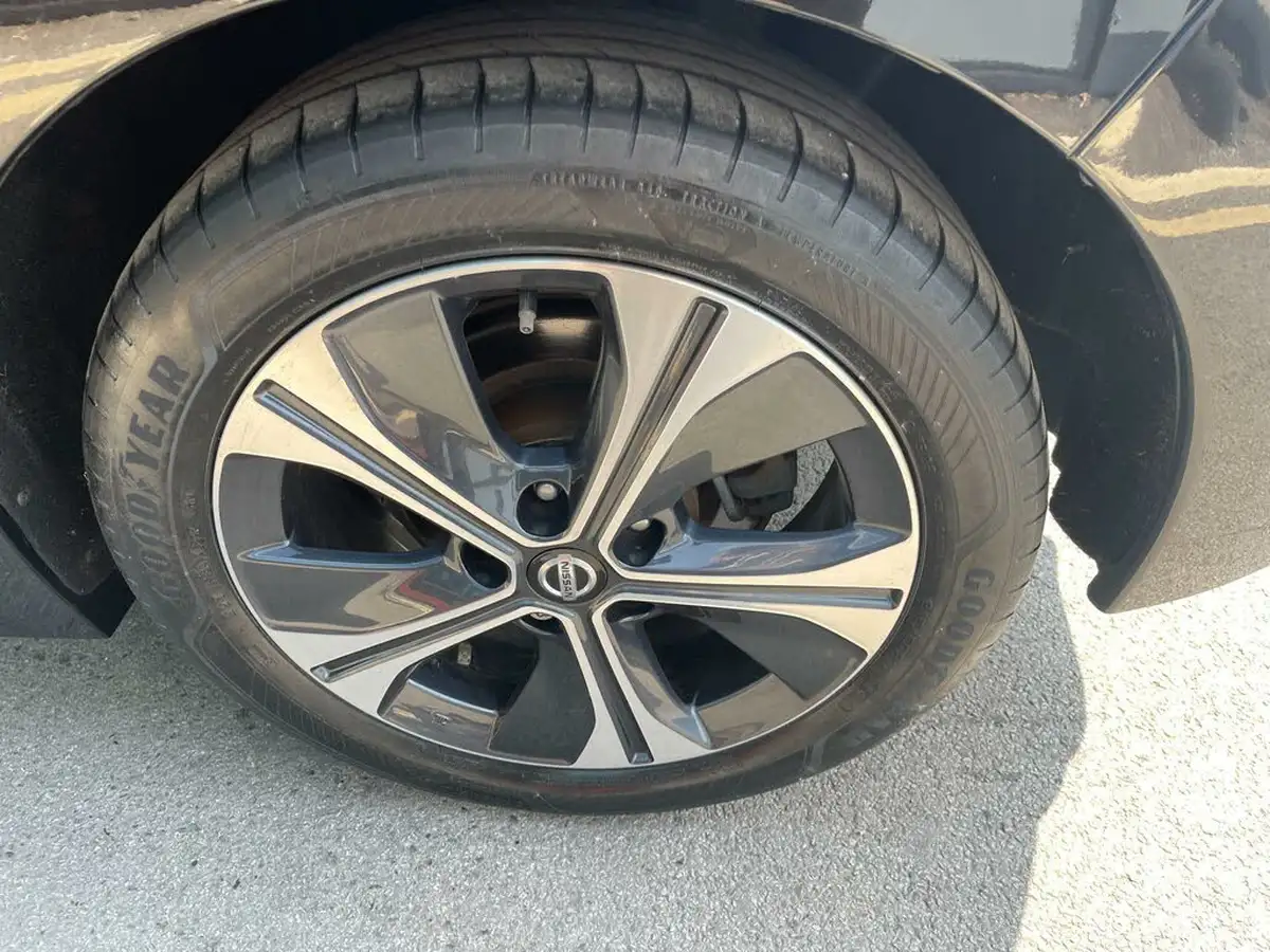 2020-nissan-leaf-e-n-connecta-big-30