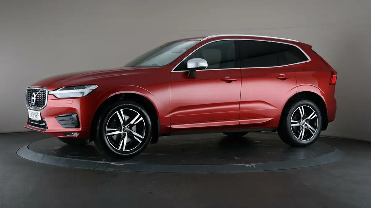 2019-volvo-xc60-20td-d4-r-design-4x4-ss-geartronic-big-33