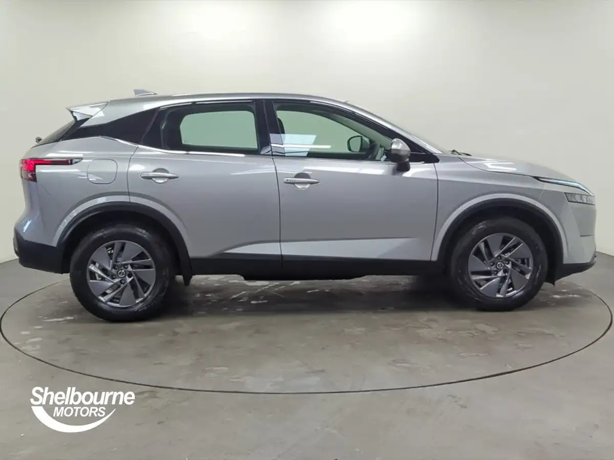 2021-nissan-qashqai-13-dig-t-acenta-premium-140ps-big-2
