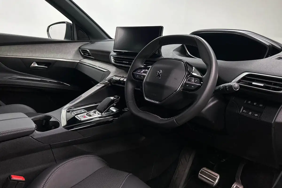 2022-peugeot-3008-suv-16-puretech-gt-line-300bhp-4x4-hybrid4-e-eat8-big-6