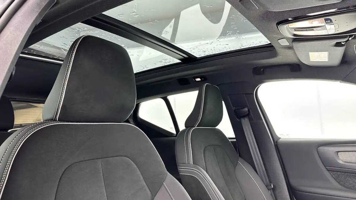 2022-volvo-c40-e-twin-recharge-pro-big-22