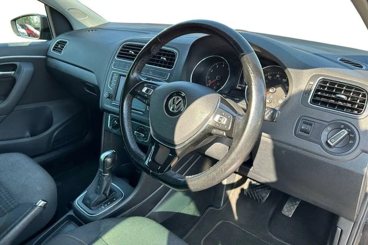 2017-volkswagen-polo-12-tsi-match-edition-ss-5d-dsg-big-28