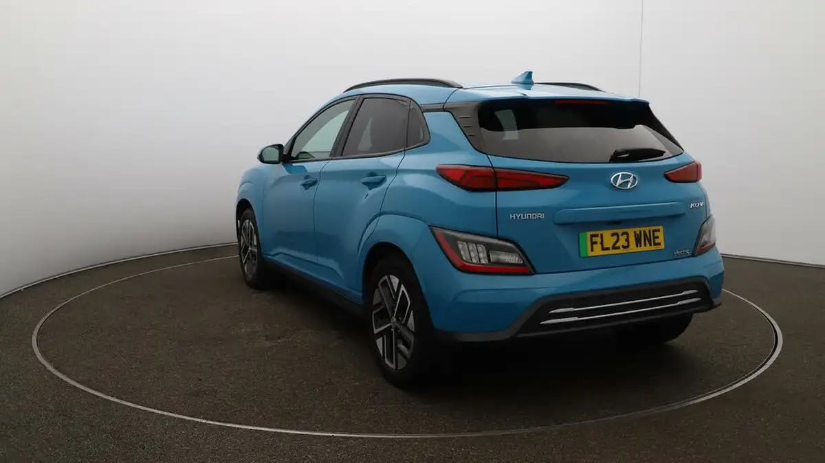 2023-hyundai-kona-e-ultimate-204ps-64kwh-105kw-obc-big-64