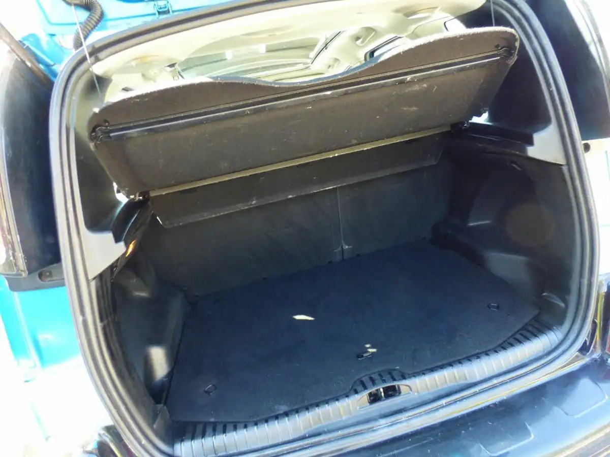 2013-citroen-c3-picasso-16td-selection-big-12