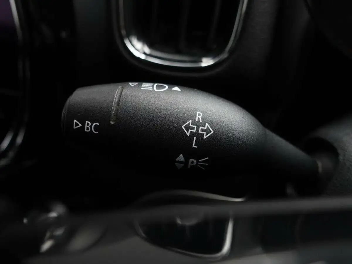 2020-mini-countryman-15-cooper-exclusive-big-28