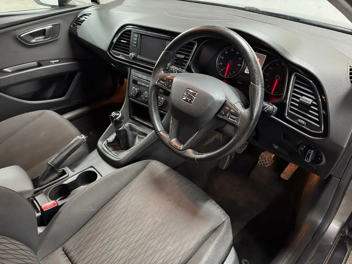 2015-seat-leon-14-se-tech-pack-hatchback-5d-1395cc-big-48