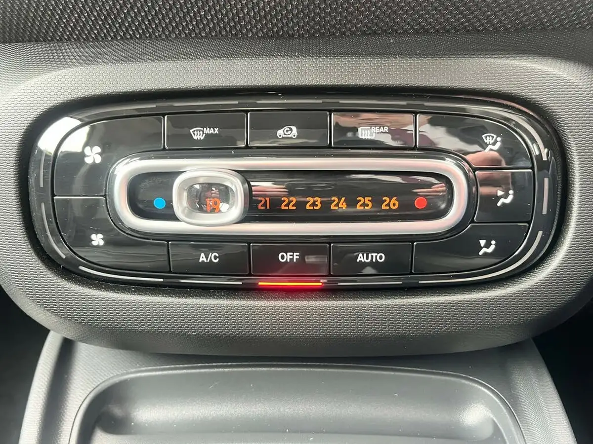 2019-smart-fortwo-09-prime-premium-coupe-twinamic-big-37