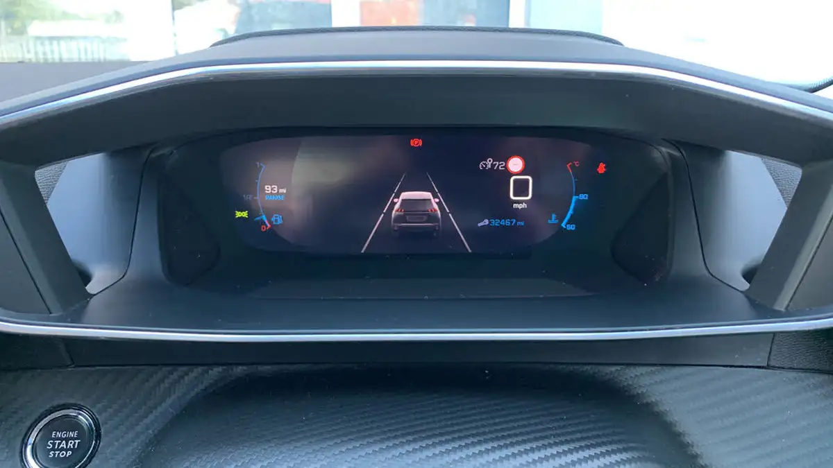2022-peugeot-2008-suv-12-puretech-allure-premium-130bhp-big-12