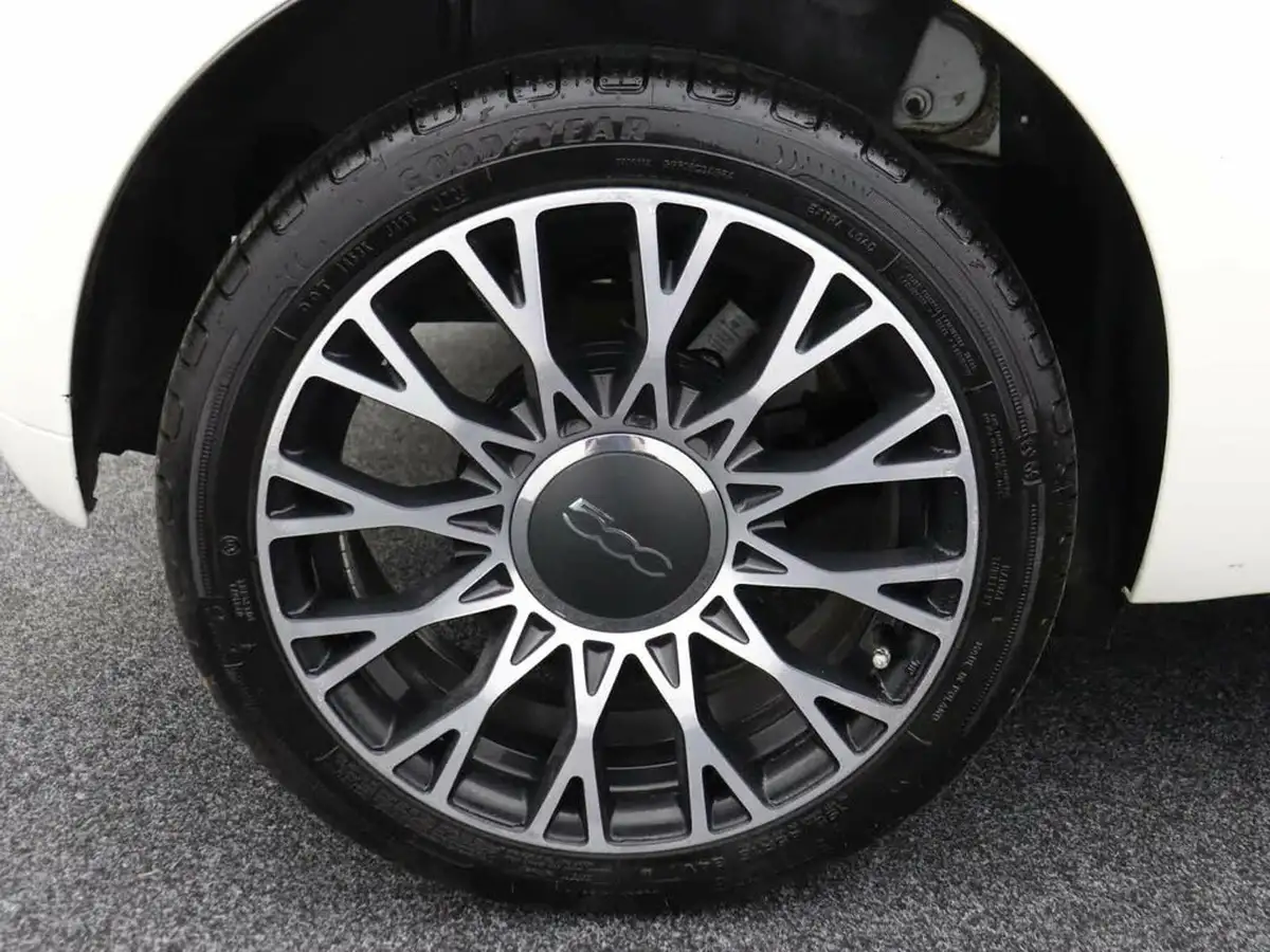 2024-fiat-500-10-top-big-6