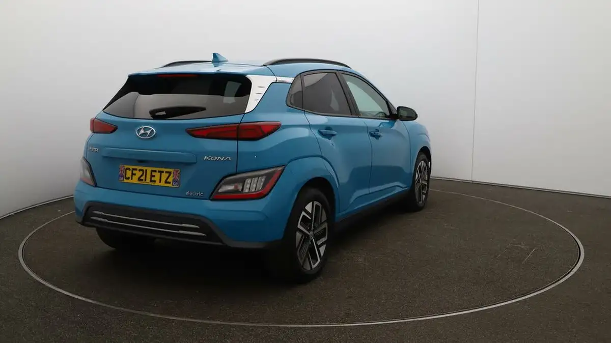 2021-hyundai-kona-e-ultimate-big-58