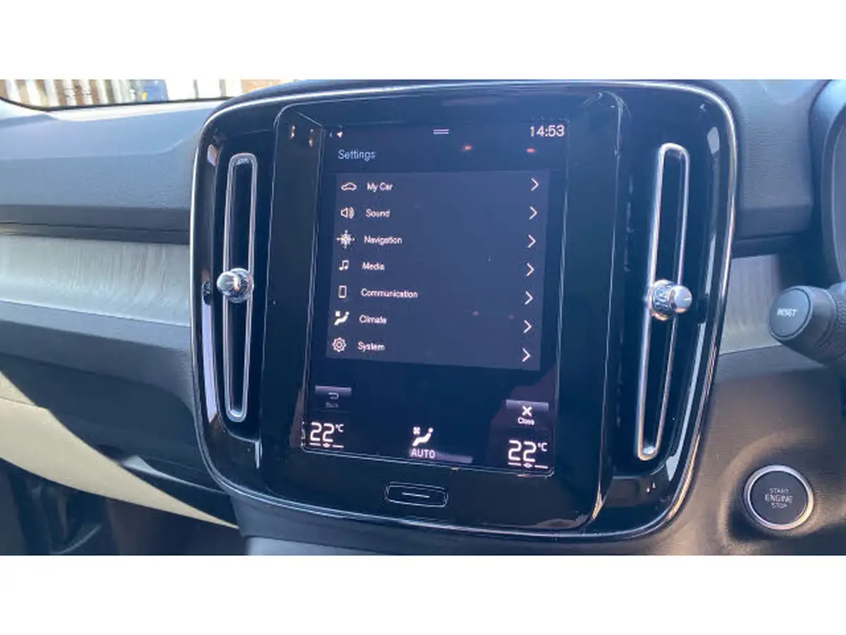 2022-volvo-xc40-15-t4-inscription-big-34