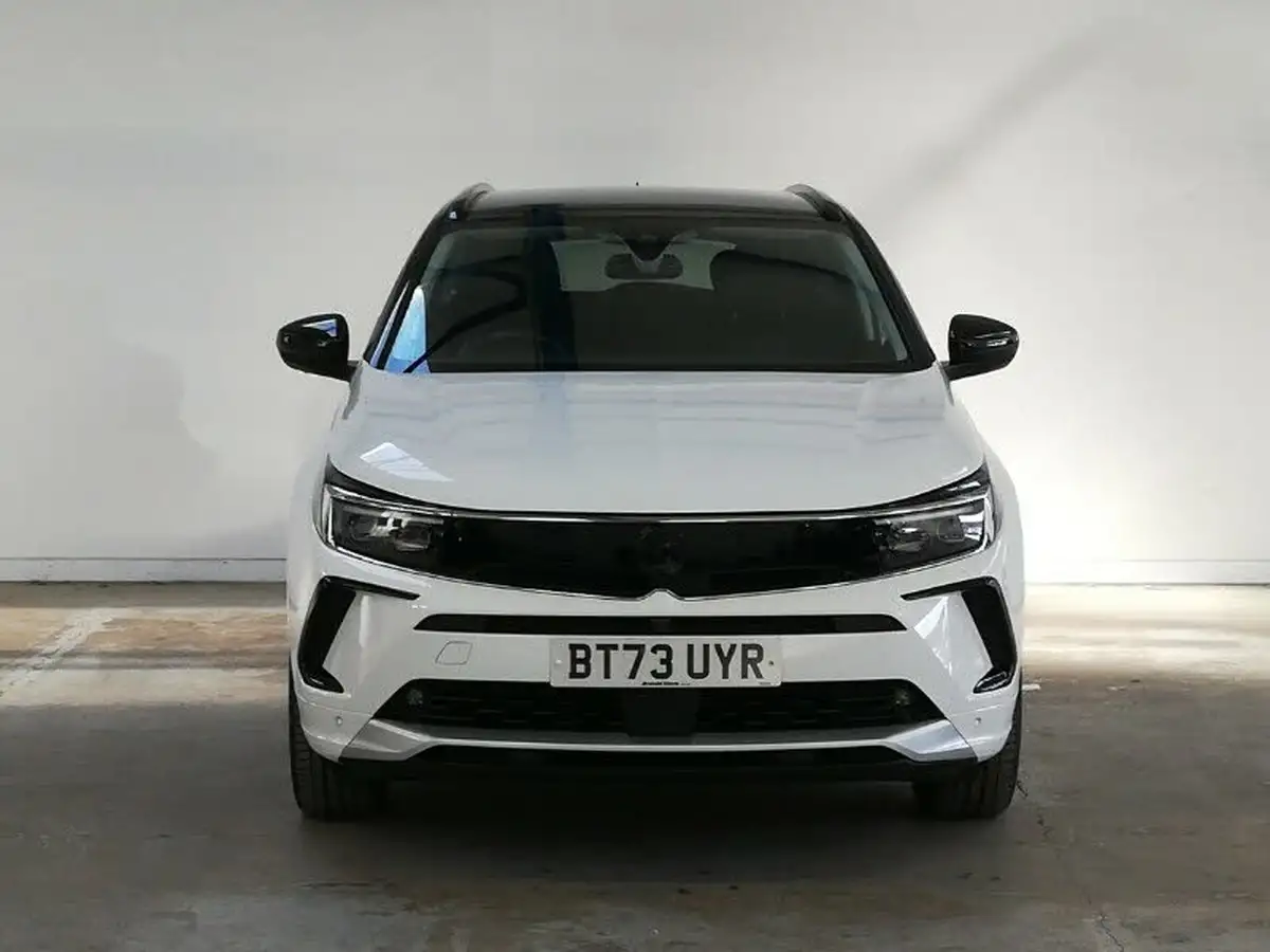 2023-vauxhall-grandland-12-ultimate-130ps-auto-big-18