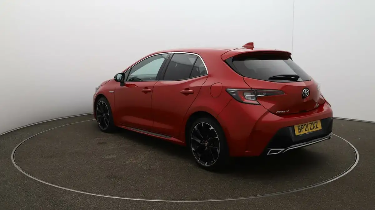 2021-toyota-corolla-18-vvt-i-gr-sport-trk-hatchback-big-62