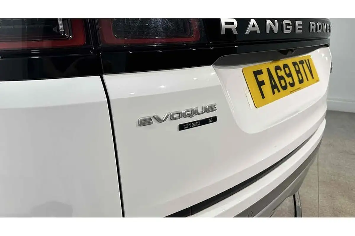2019-land-rover-range-rover-evoque-20-d180-s-big-13