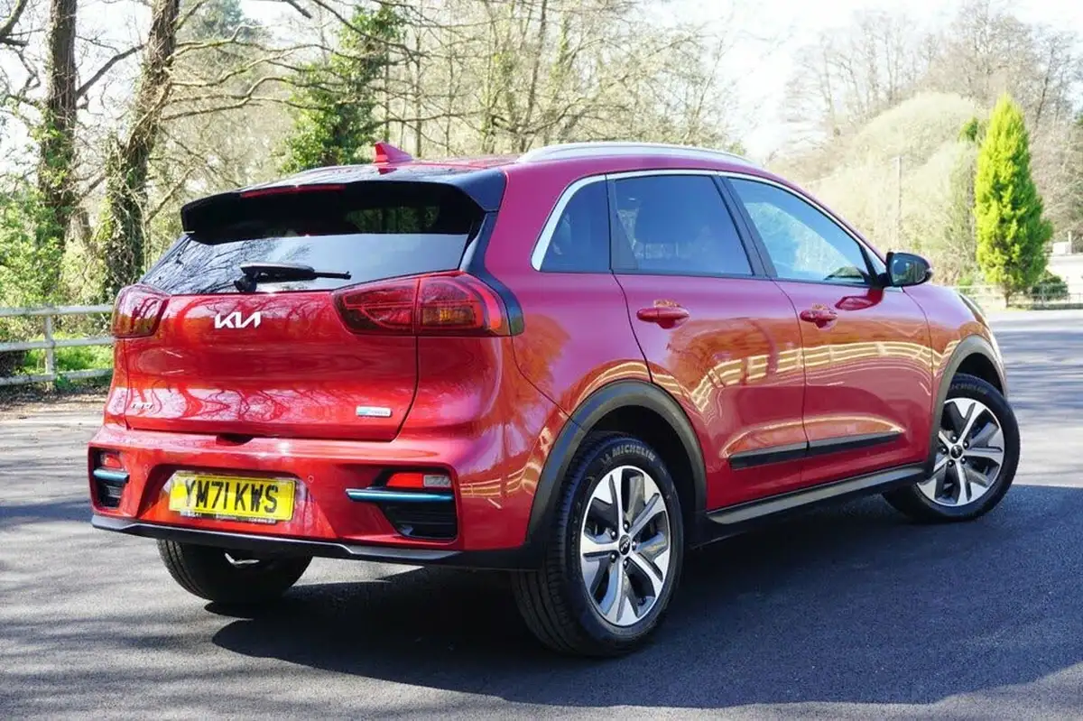 2022-kia-e-niro-ev-2-134bhp-39-big-9