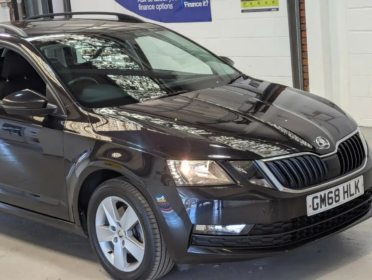 2019-skoda-octavia-15-tsi-se-estate-dsg-big-39