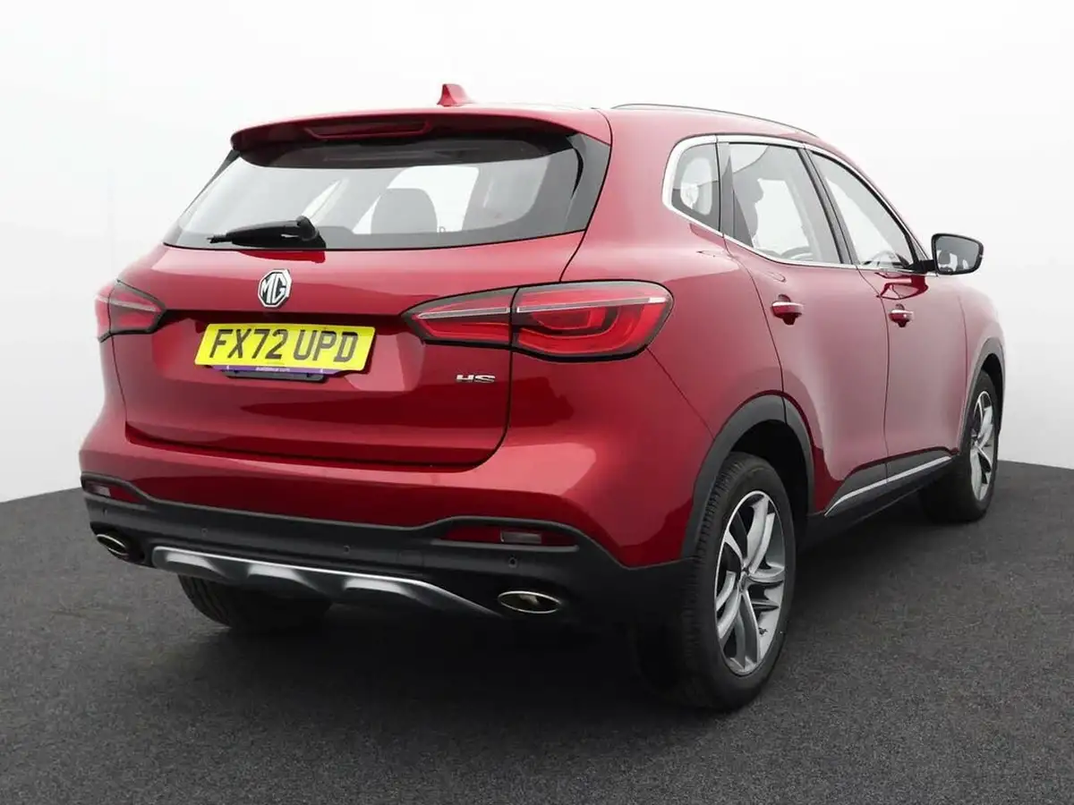 2022-mg-hs-15t-gdi-excite-162ps-big-5