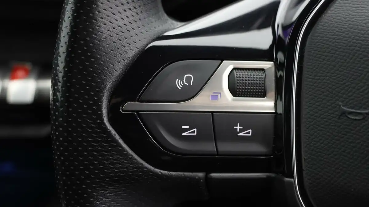 2020-peugeot-5008-suv-12-puretech-gt-line-big-20