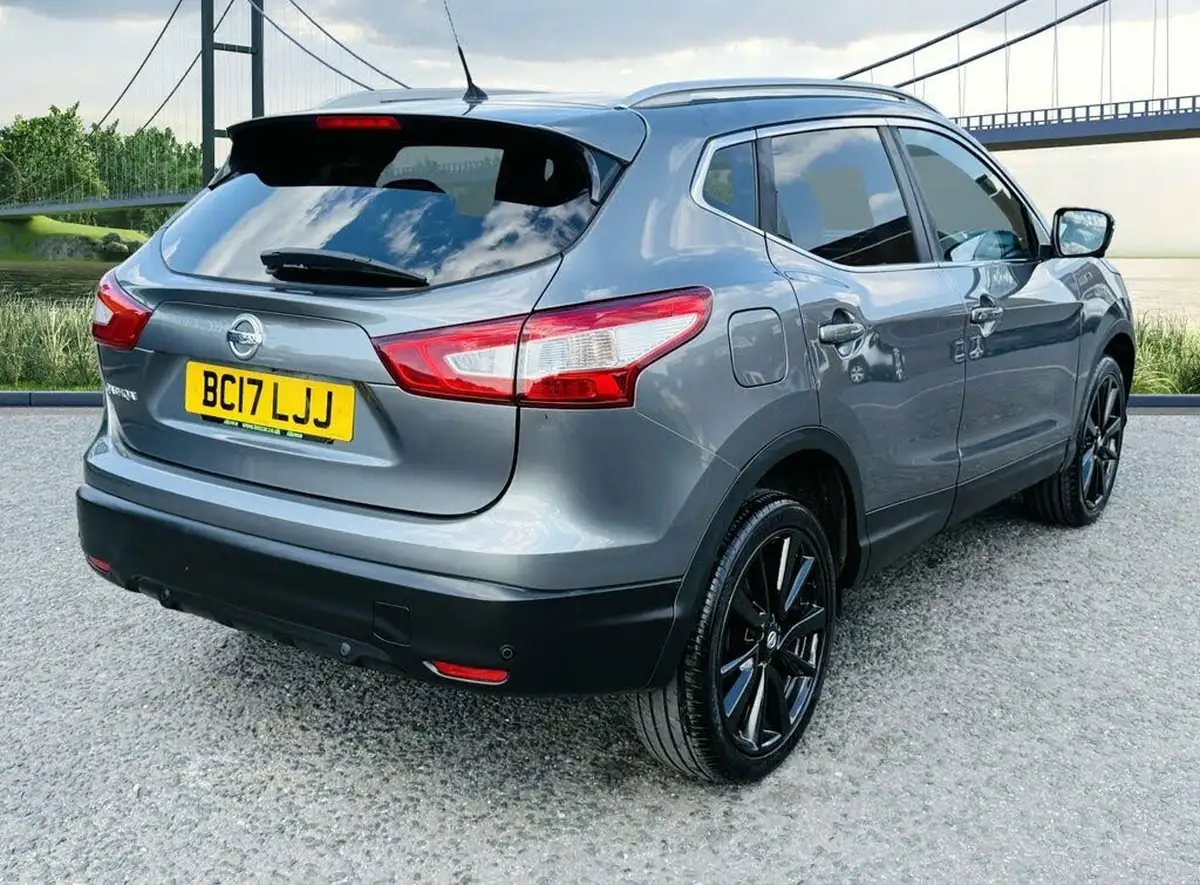 2017-nissan-qashqai-15dci-tekna-big-3