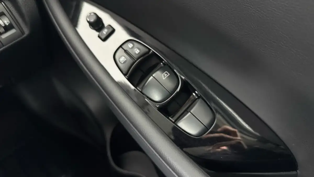 2022-nissan-leaf-e-n-connecta-39kwh-big-20