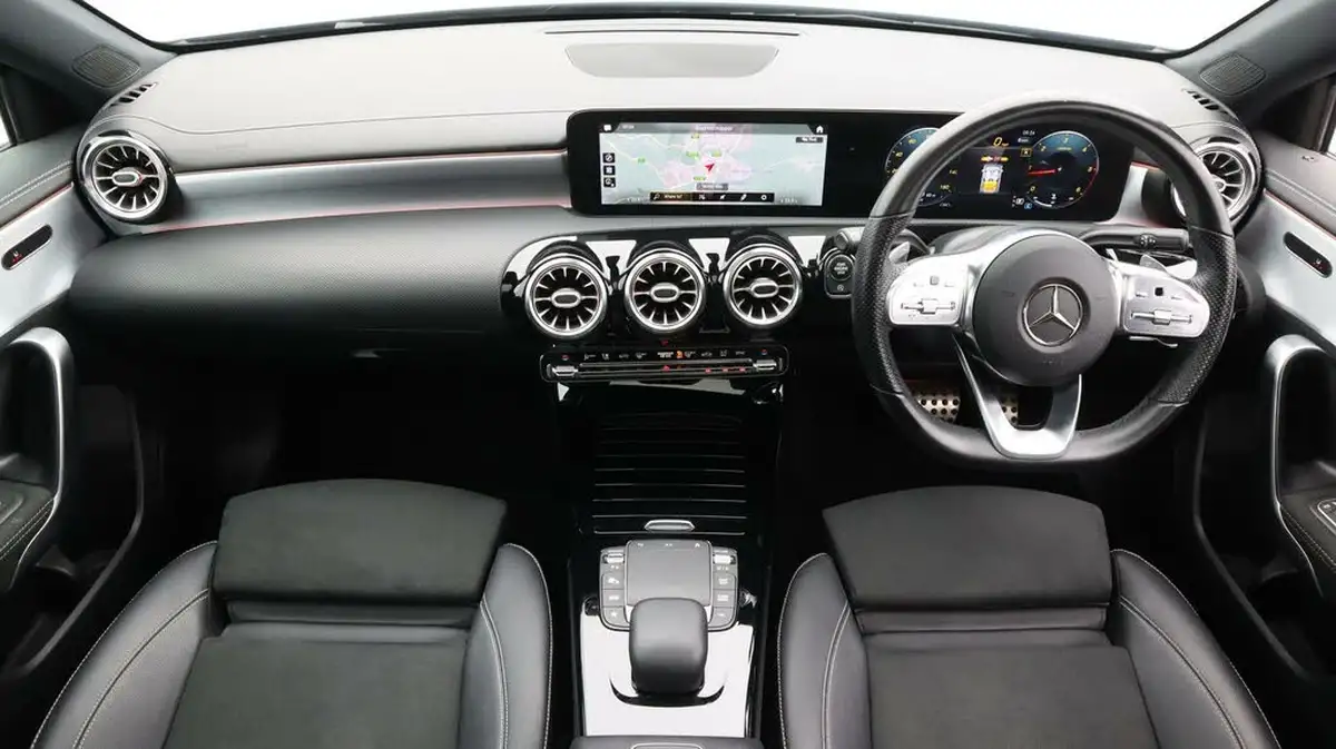 2020-mercedes-benz-a-class-20d-a200d-exclusive-edition-big-13