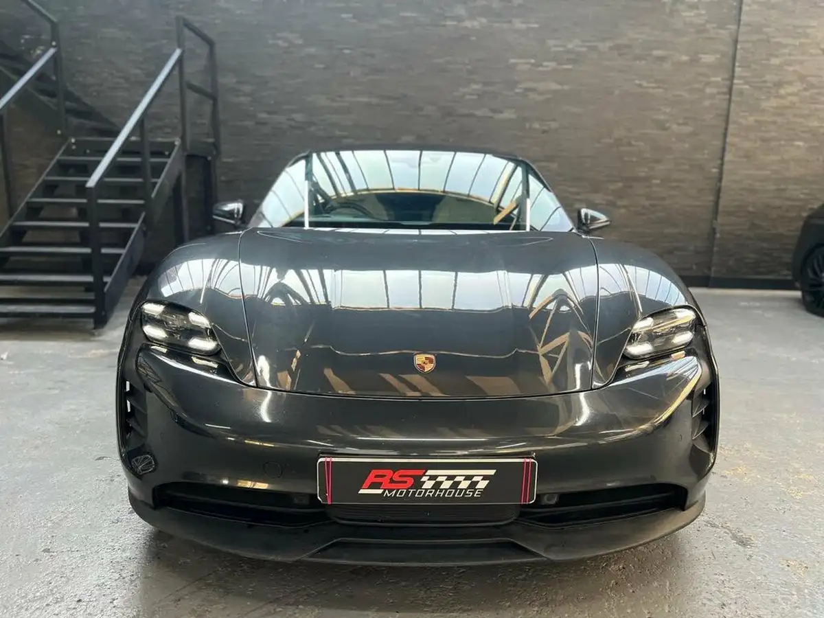 2020-porsche-taycan-e-4s-571ps-performance-battery-plus-big-3