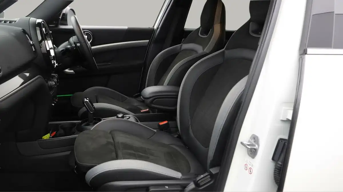 2023-mini-countryman-20-john-cooper-works-302bhp-premium-big-13