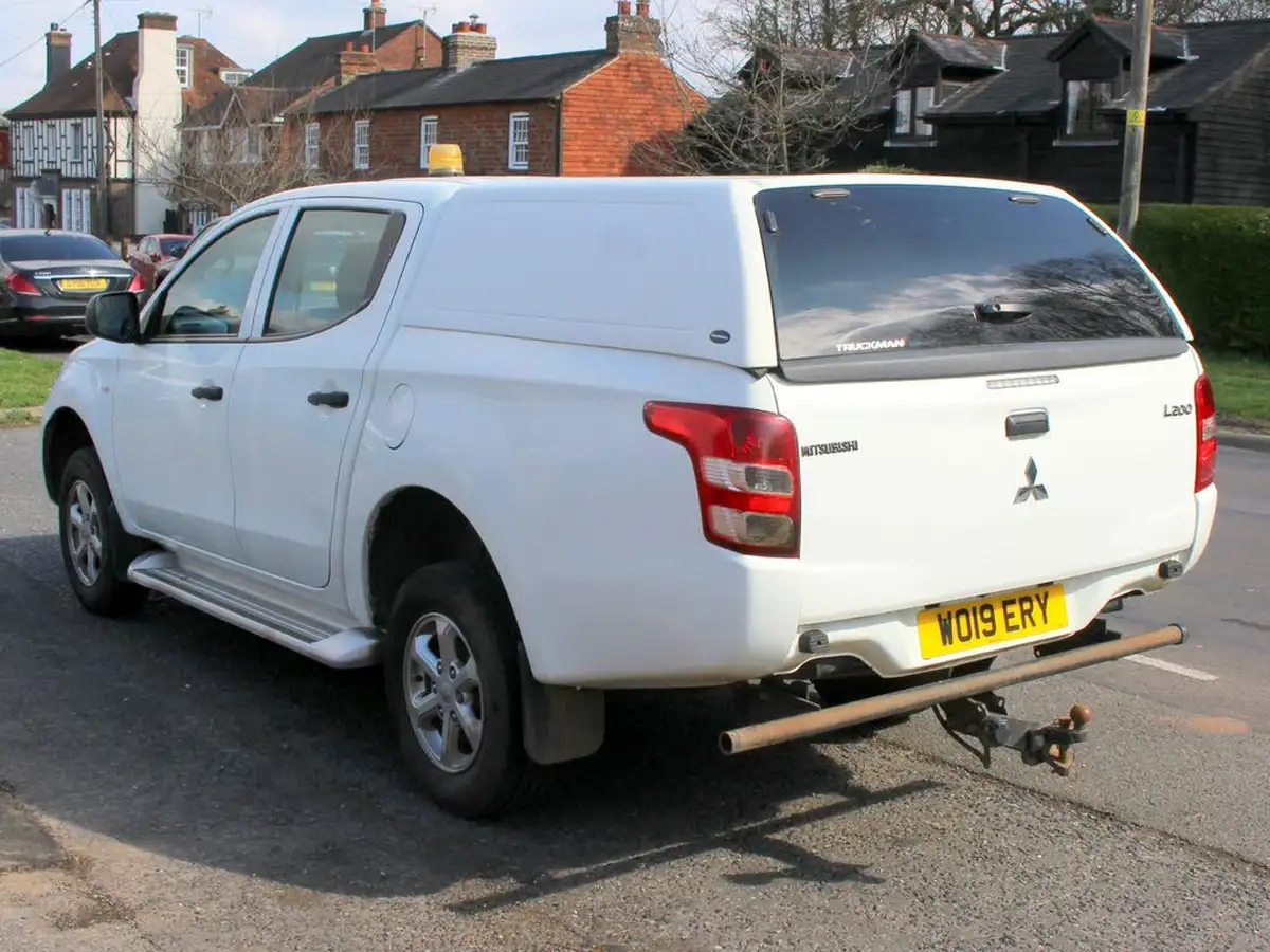 2019-mitsubishi-l200-24di-d-4life-eu6b-double-pickup-big-26
